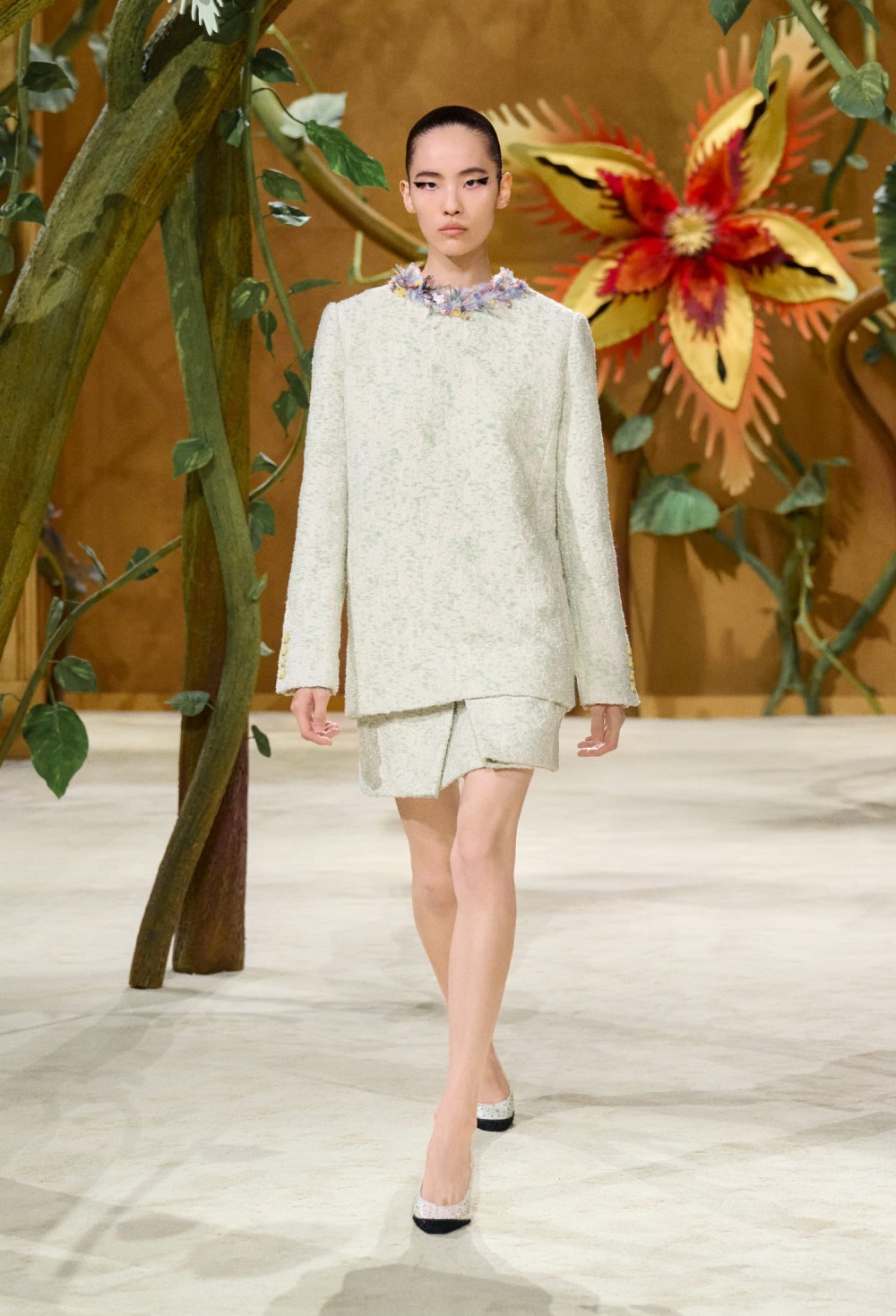 Matthieu Blazy juega con fantasía para Chanel Alta Costura