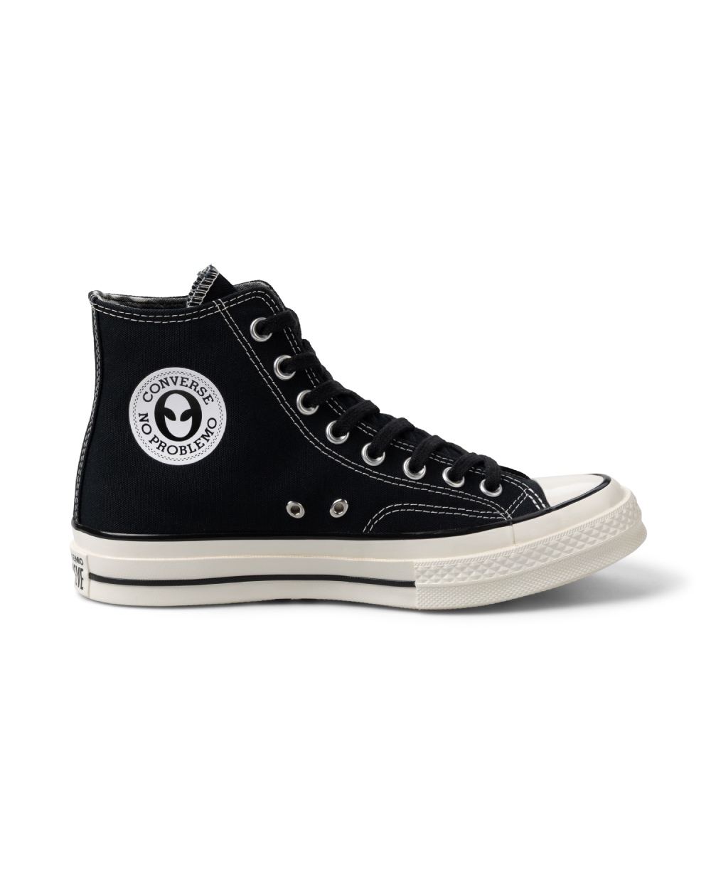 Converse y No Problemo quieren que creas en marcianos