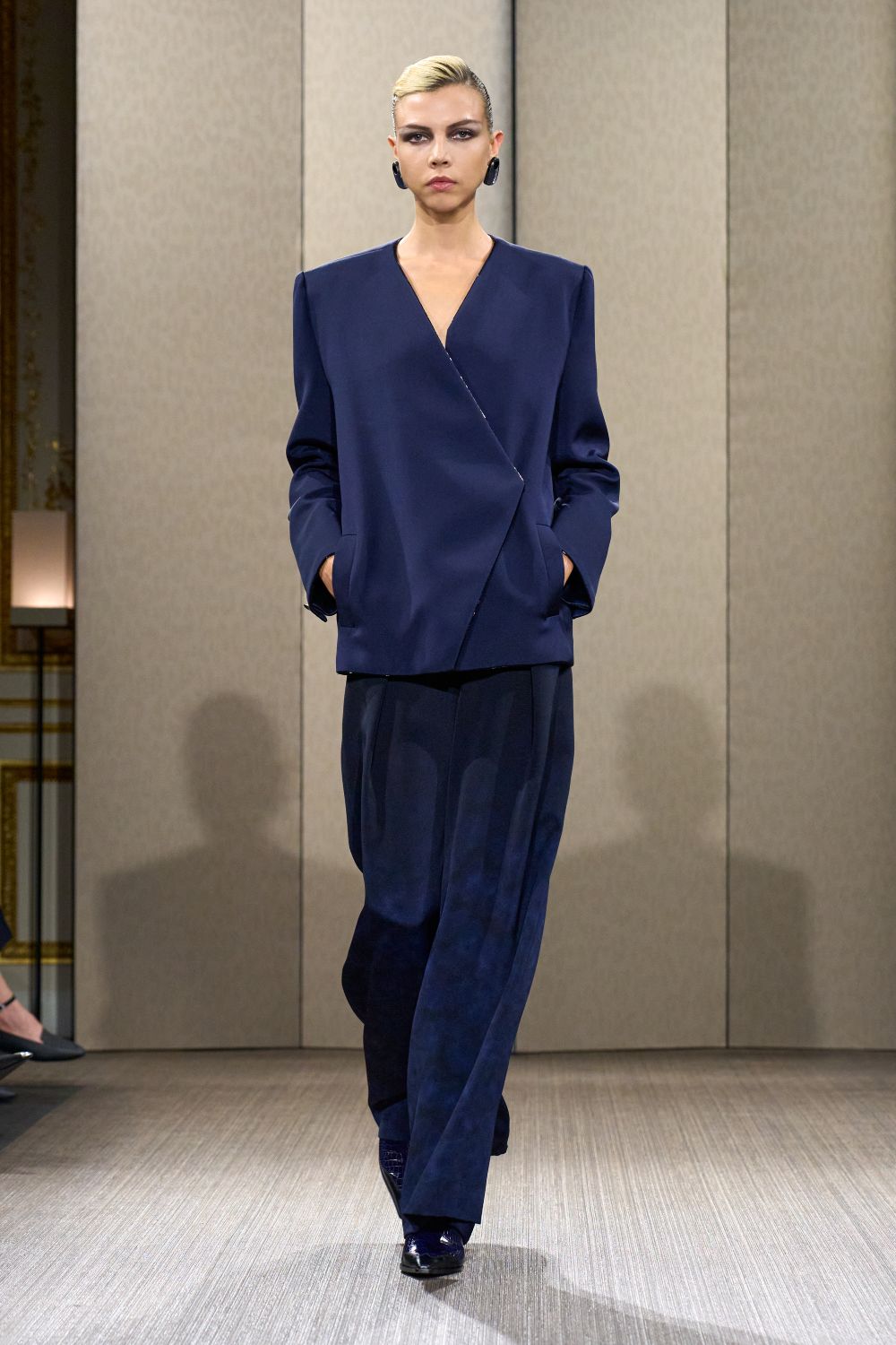 Giorgio Armani Privé FW26: el legado de la elegancia íntima