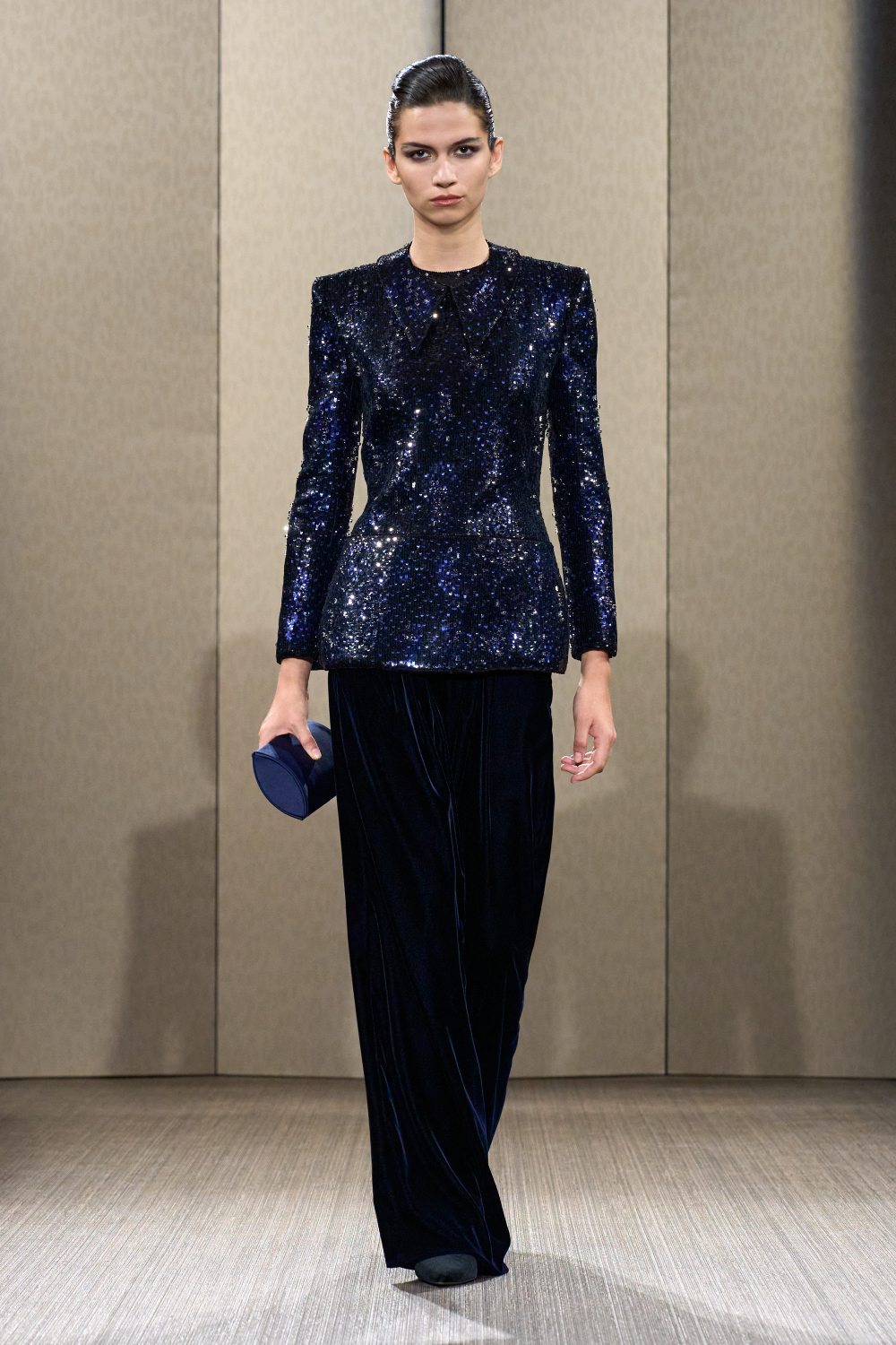 Giorgio Armani Privé FW26: el legado de la elegancia íntima