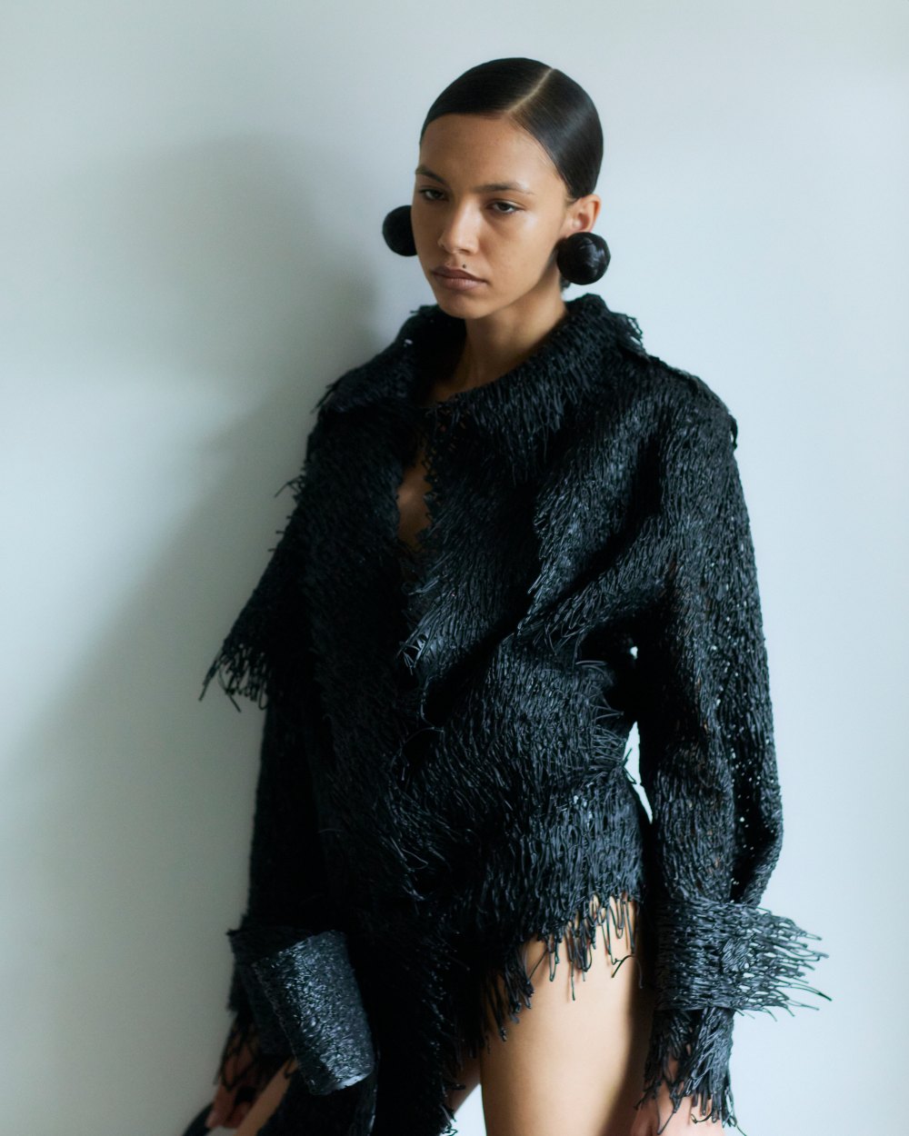 Kasia Kucharska SS27 convierte el engaño en moda con látex