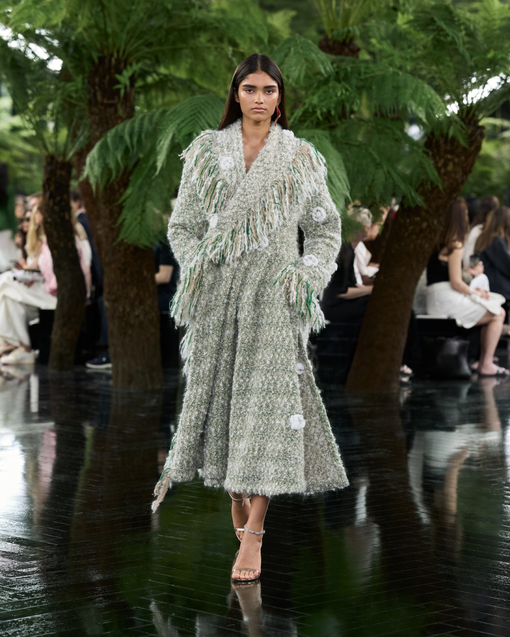 Dior explora el puente entre escultura y Alta Costura