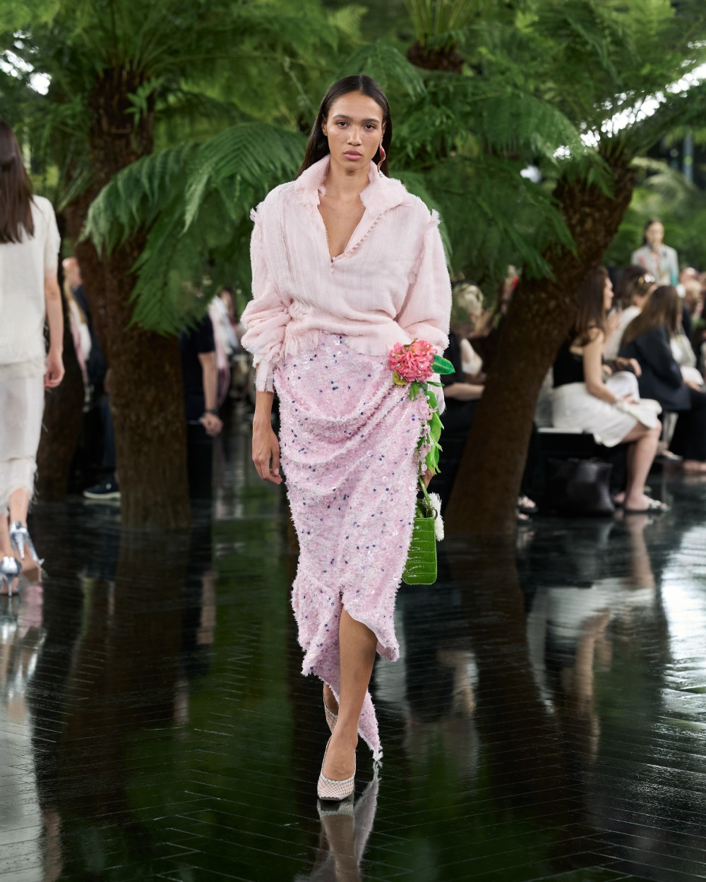 Dior explora el puente entre escultura y Alta Costura