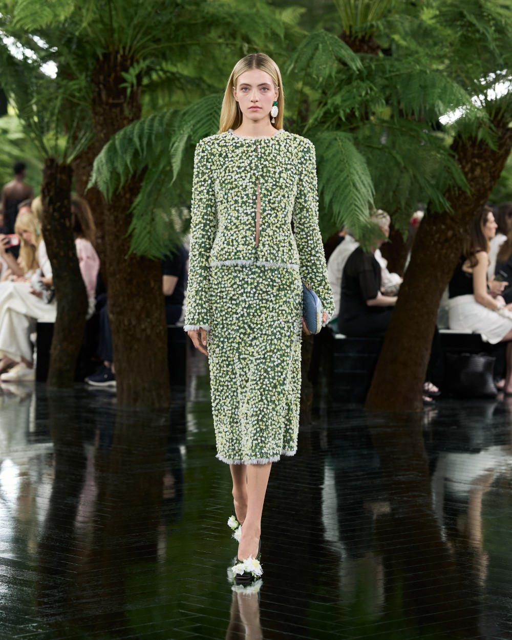 Dior explora el puente entre escultura y Alta Costura