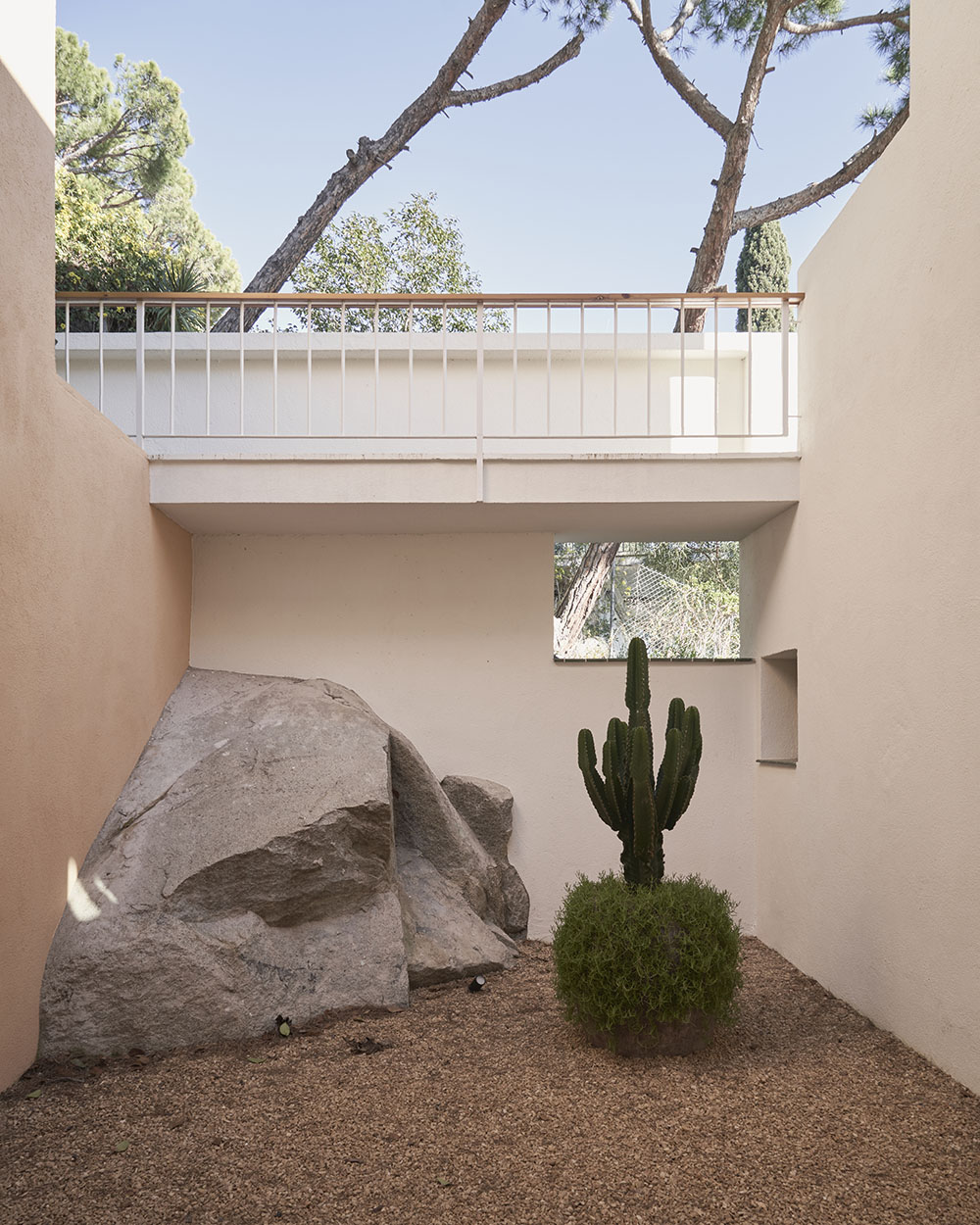 Casa Blajot: una respetuosa rehabilitación de Exitprojectes