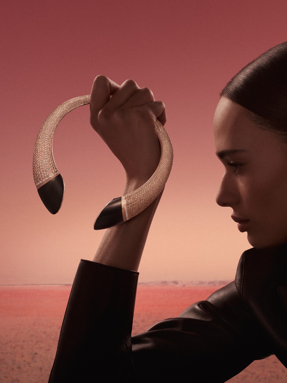 Hermès abstrae al caballo y experimenta con Alta Joyería
