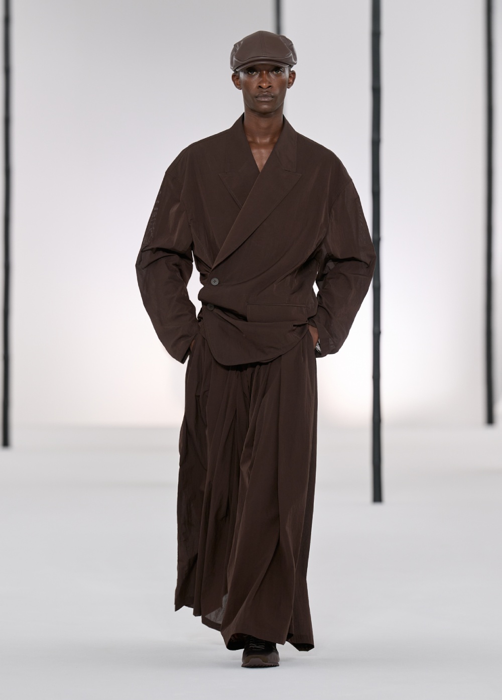 El nuevo armario de Issey Miyake emula un bosque de bambú