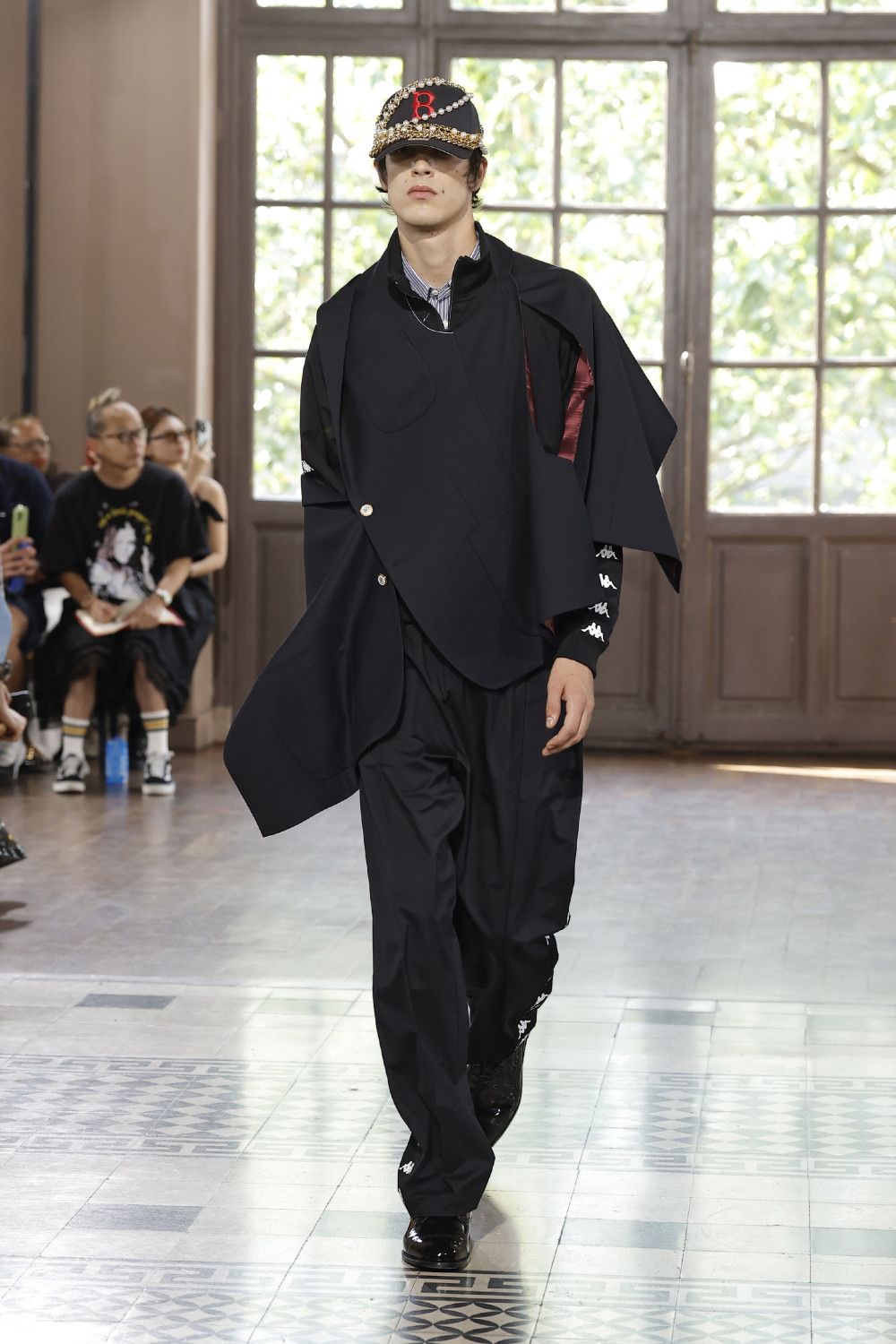 Junya Watanabe SS27 reconstruye el traje y el streetwear
