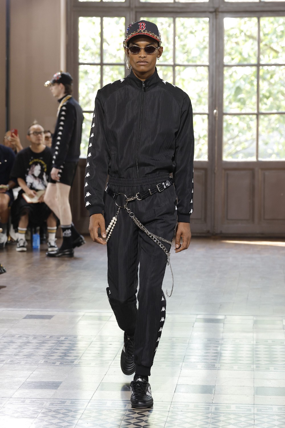 Junya Watanabe SS27 reconstruye el traje y el streetwear