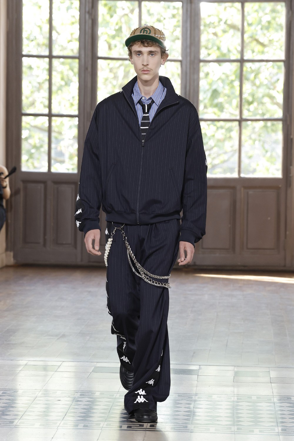 Junya Watanabe SS27 reconstruye el traje y el streetwear
