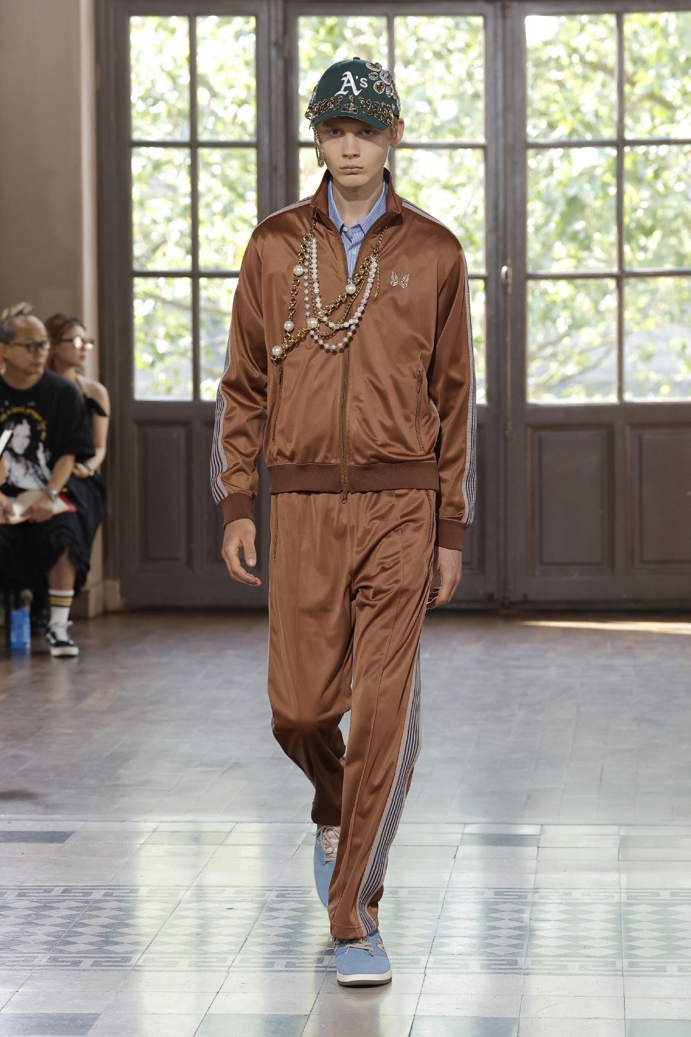 Junya Watanabe SS27 reconstruye el traje y el streetwear