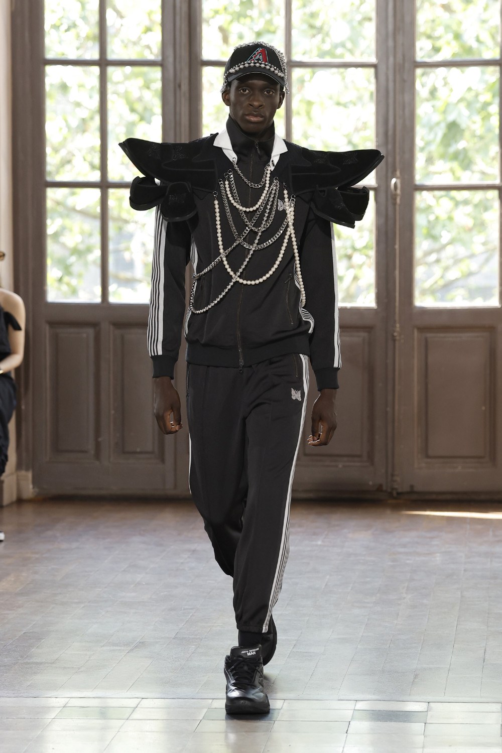 Junya Watanabe SS27 reconstruye el traje y el streetwear