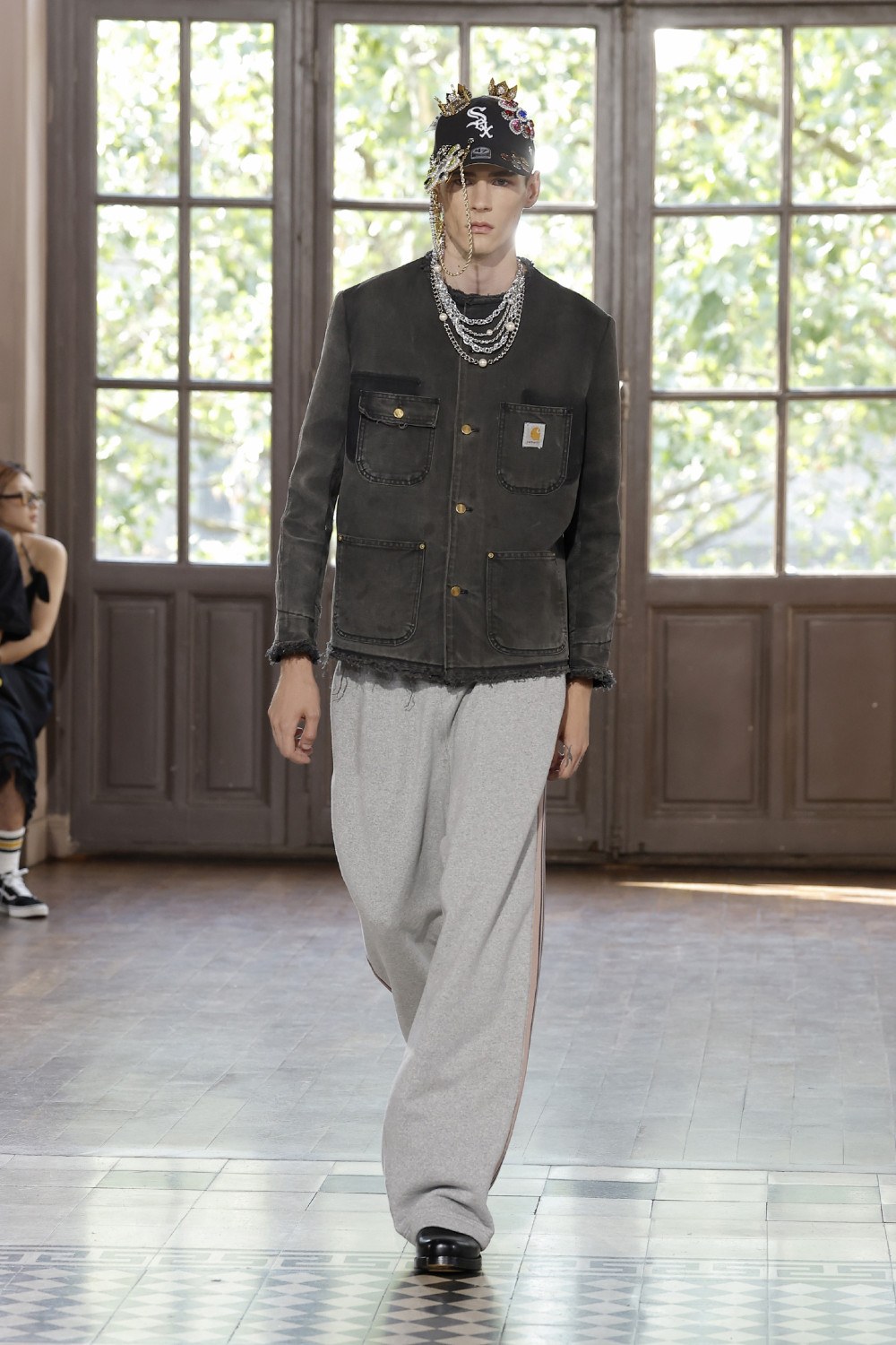 Junya Watanabe SS27 reconstruye el traje y el streetwear