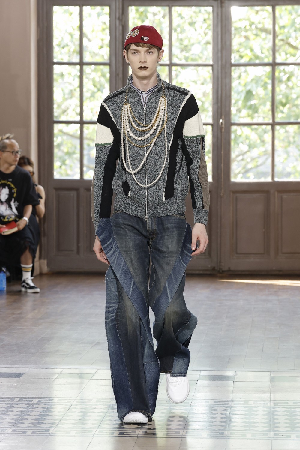 Junya Watanabe SS27 reconstruye el traje y el streetwear