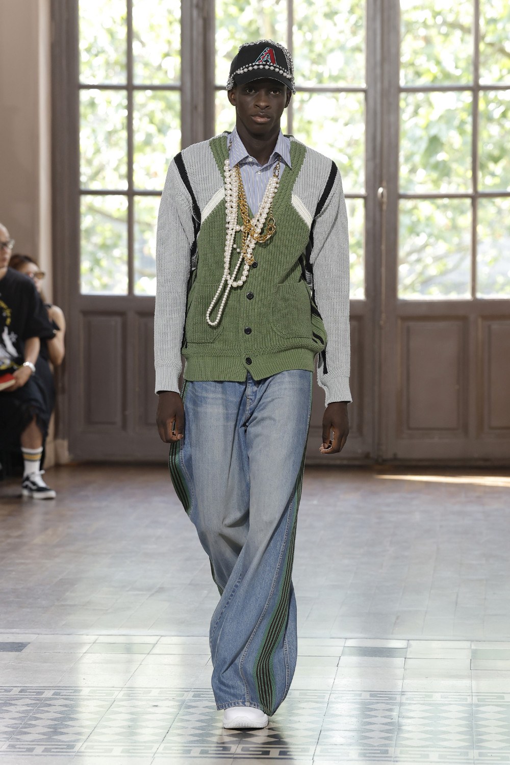 Junya Watanabe SS27 reconstruye el traje y el streetwear