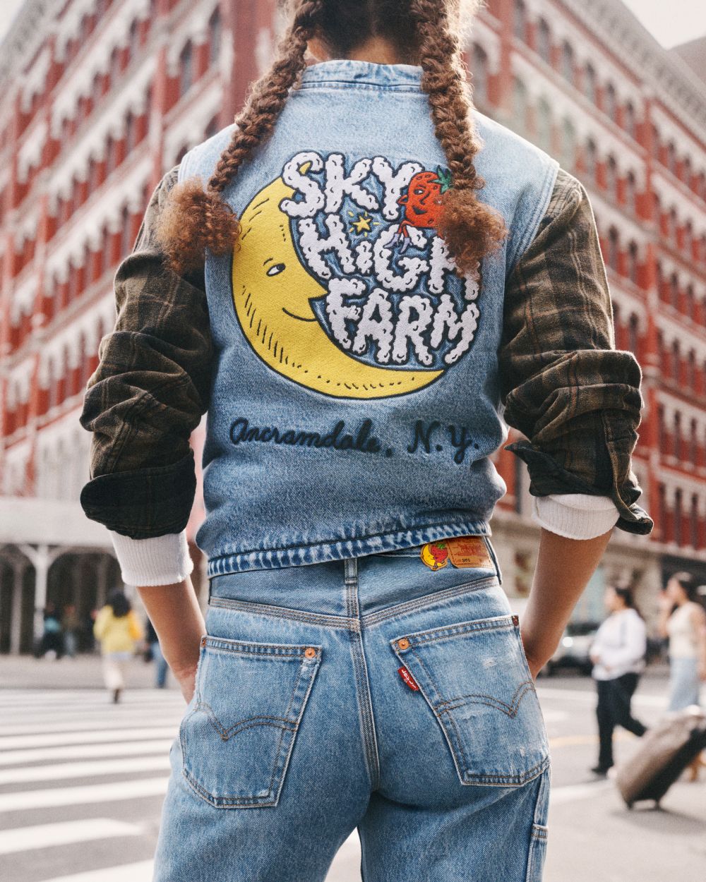 Levi's y Sky High Farm Goods vuelven a su workwear vaquero