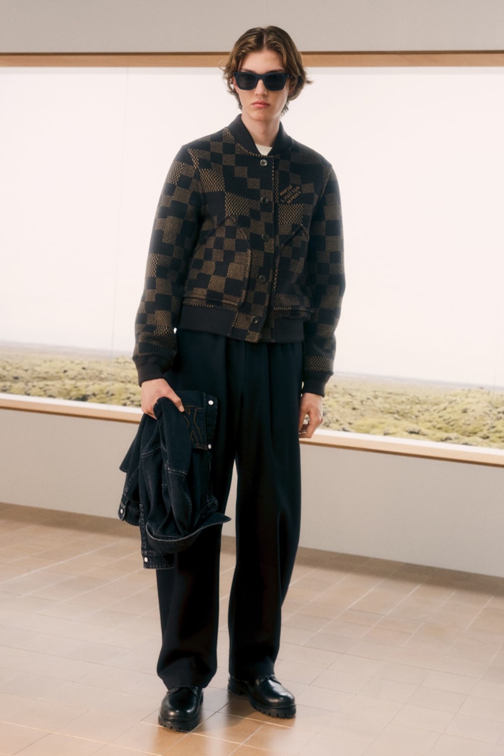 El dandy de Louis Vuitton ahora se va a la campiña inglesa