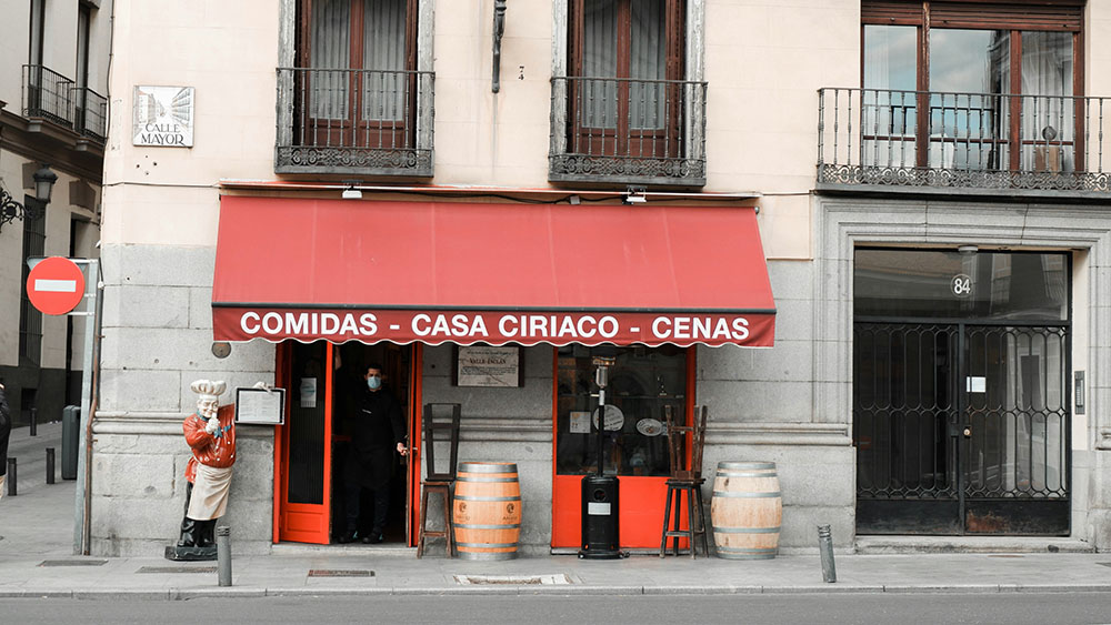 ¿Es más caro comer fuera de casa en Madrid o Barcelona?