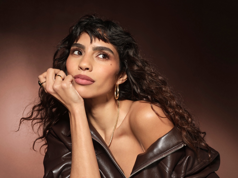 Max Factor recupera el nude de los 90 con el marrón cacao