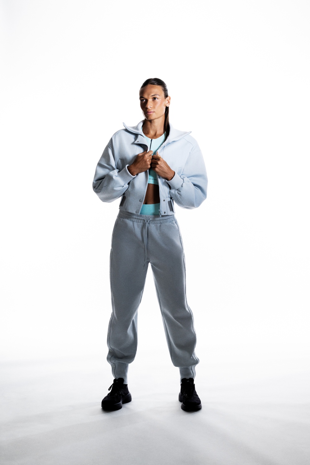 adidas by Stella McCartney diseñan a la nueva mujer atleta