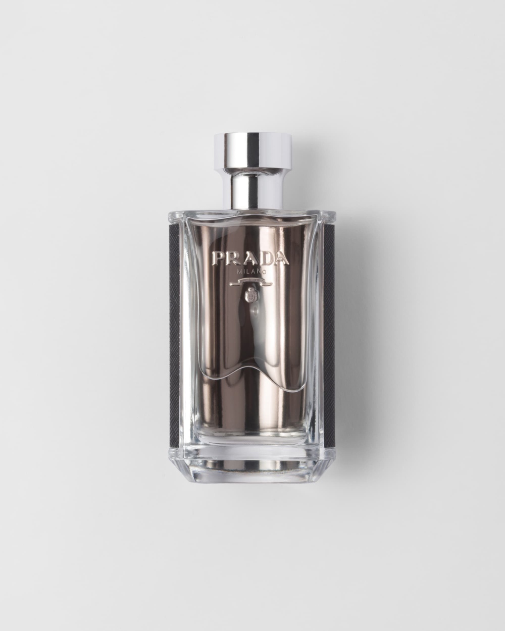Si quieres oler a limpio este verano, usa el icono de Prada