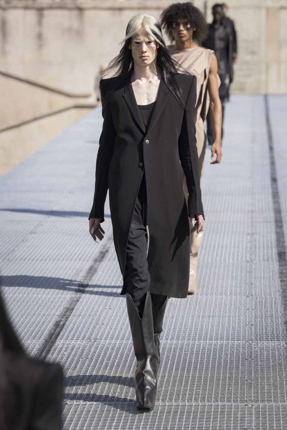 Rick Owens y su armario de calor distópico para SS27