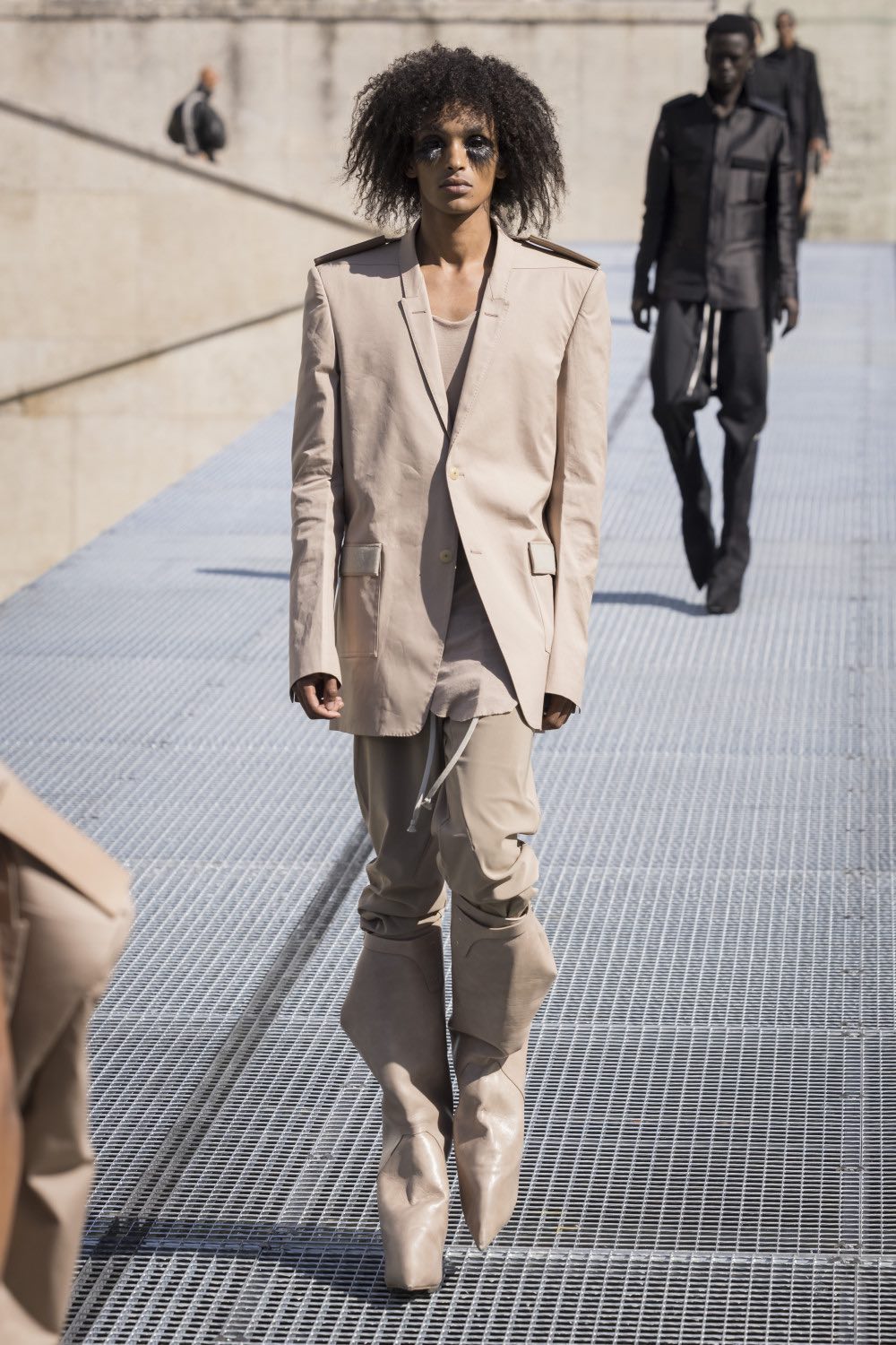 Rick Owens y su armario de calor distópico para SS27