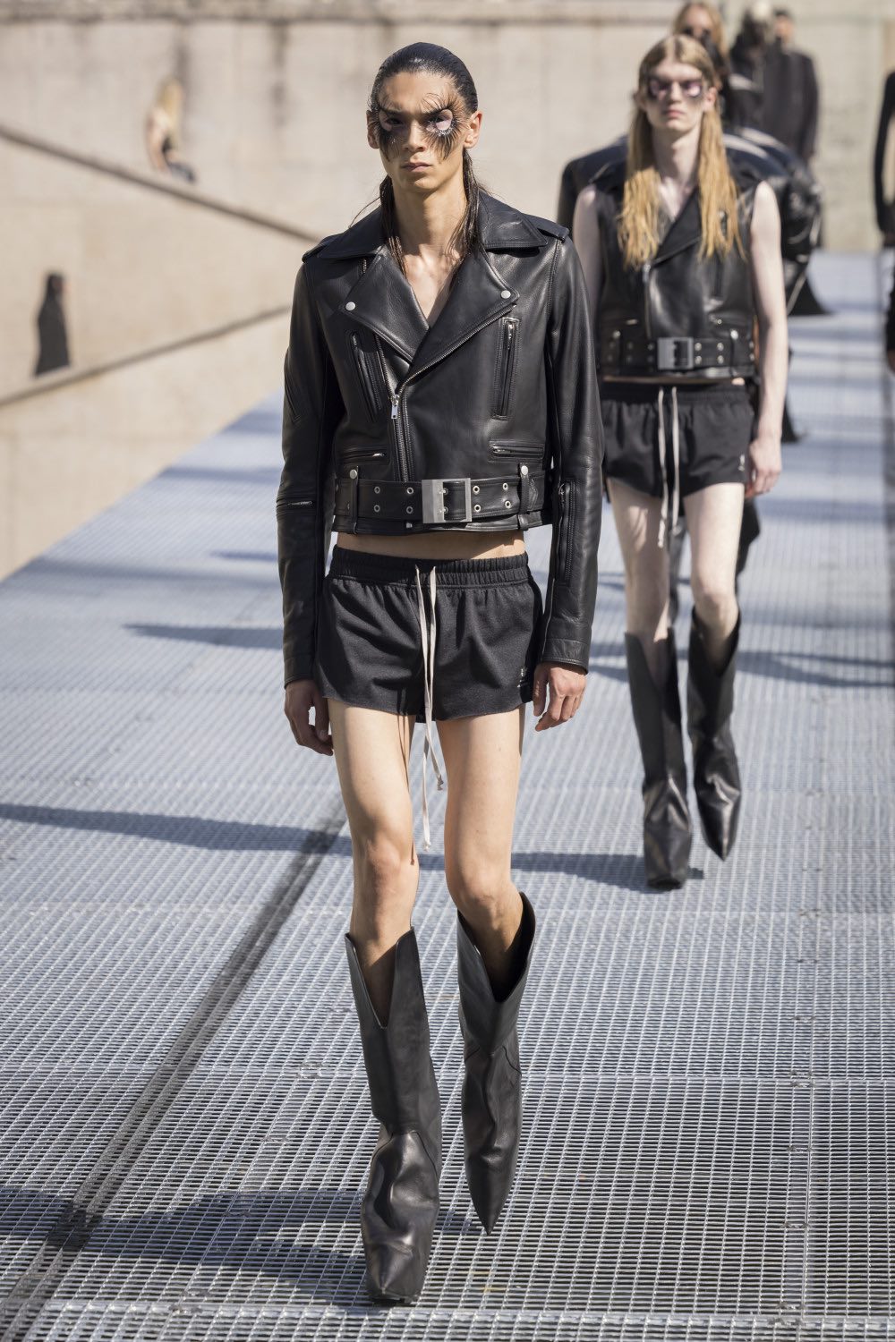 Rick Owens y su armario de calor distópico para SS27
