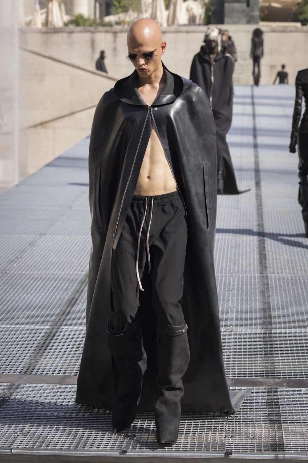 Rick Owens y su armario de calor distópico para SS27