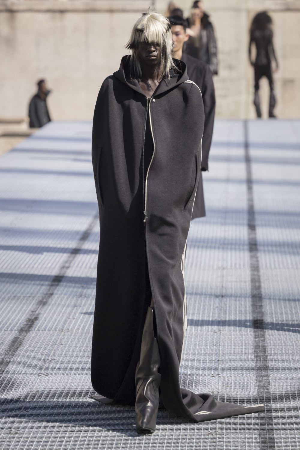 Rick Owens y su armario de calor distópico para SS27