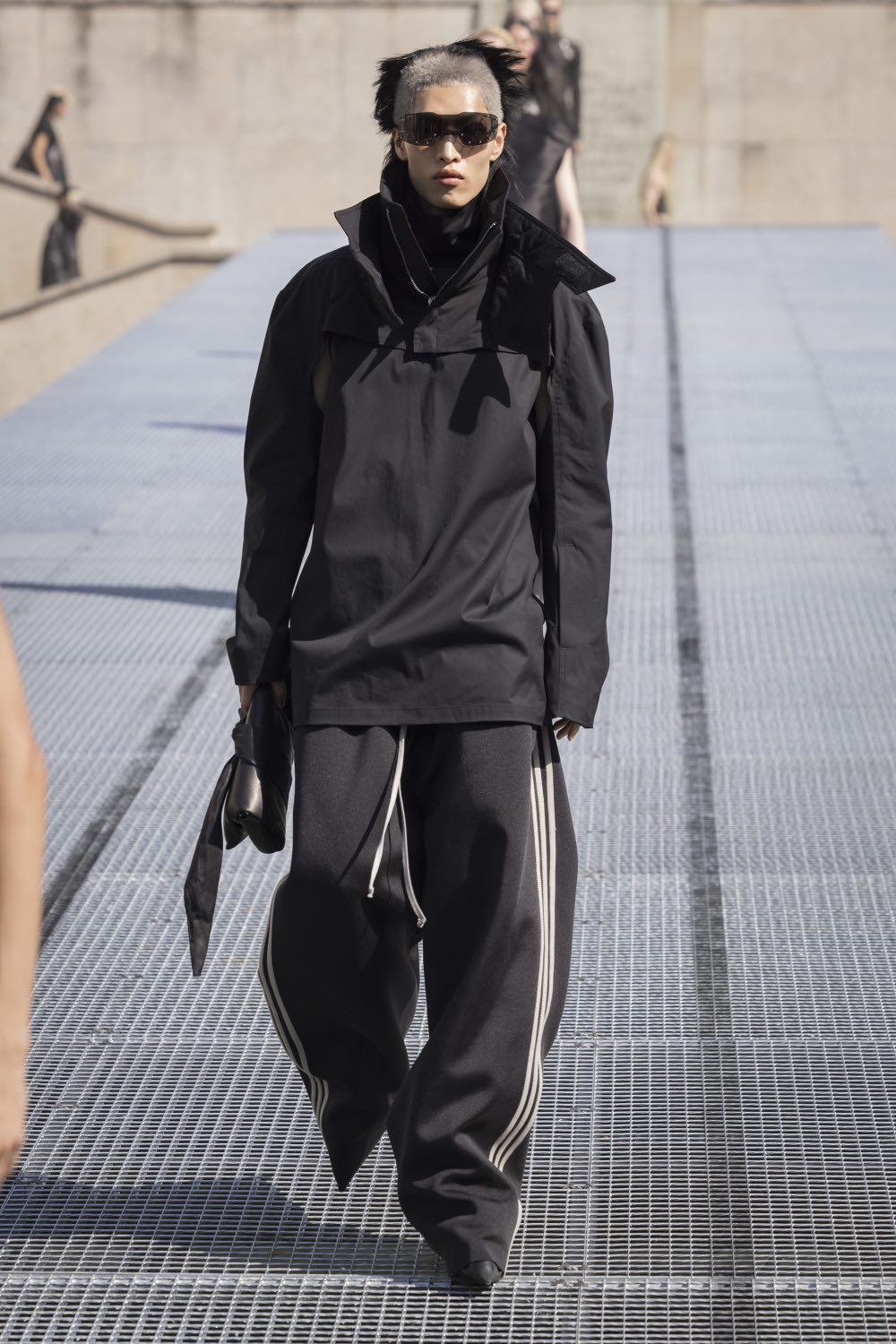 Rick Owens y su armario de calor distópico para SS27
