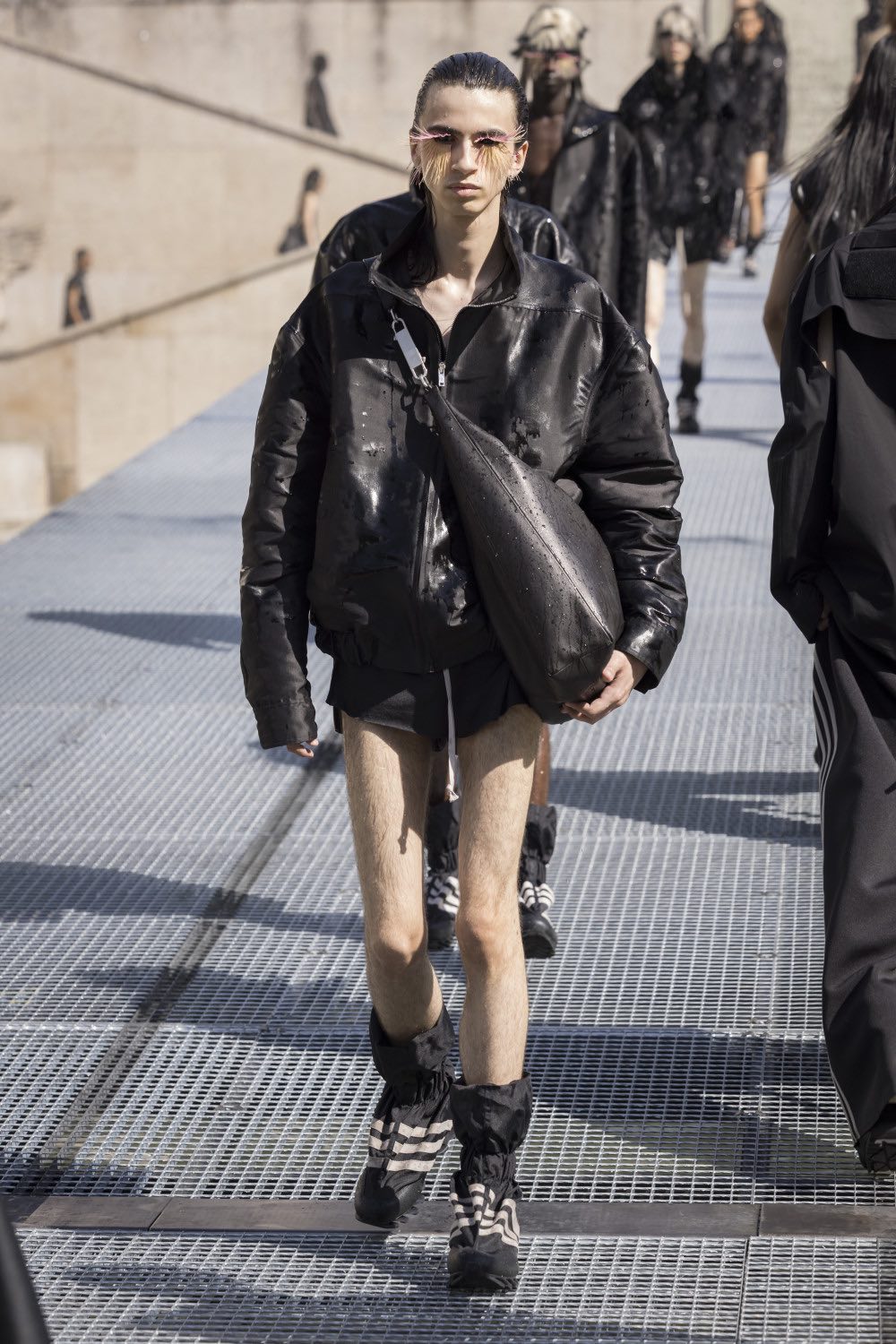 Rick Owens y su armario de calor distópico para SS27