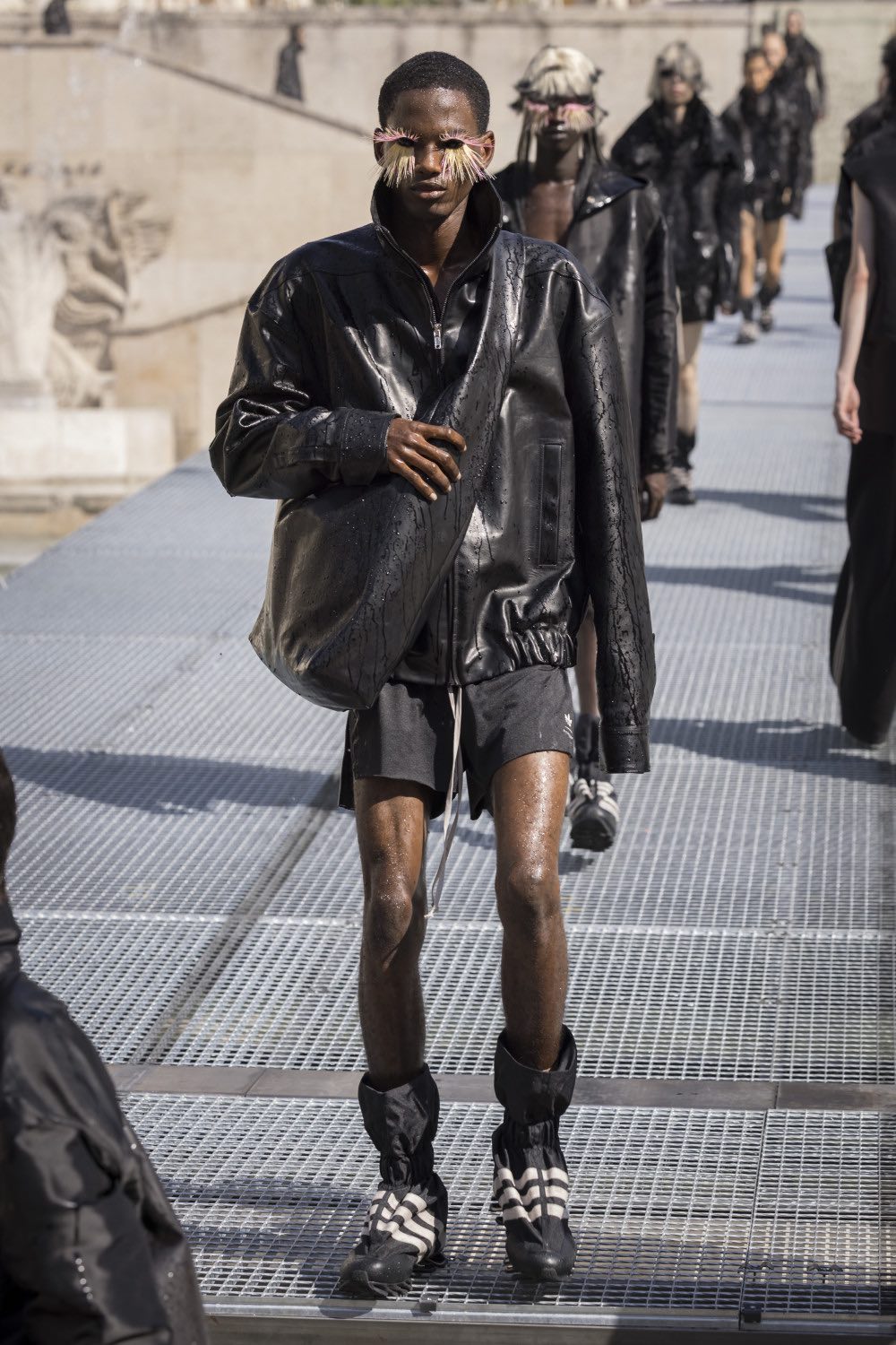 Rick Owens y su armario de calor distópico para SS27
