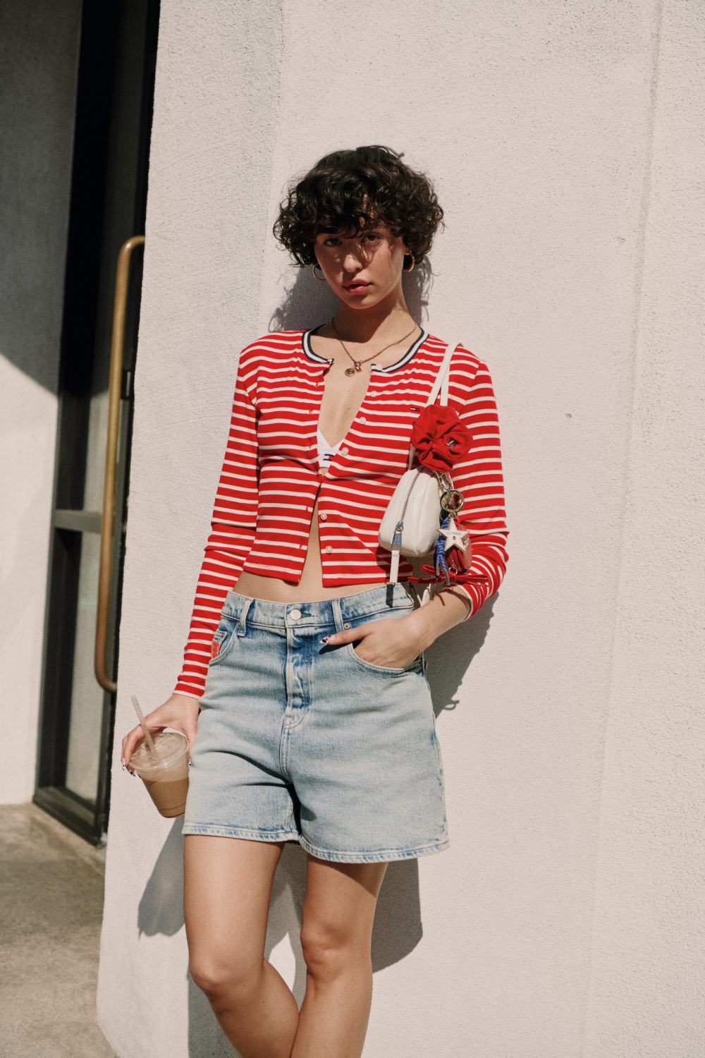 Esto es todo el denim que necesitarás en verano según Tommy