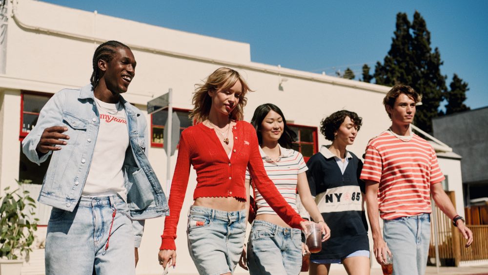 Esto es todo el denim que necesitarás en verano según Tommy