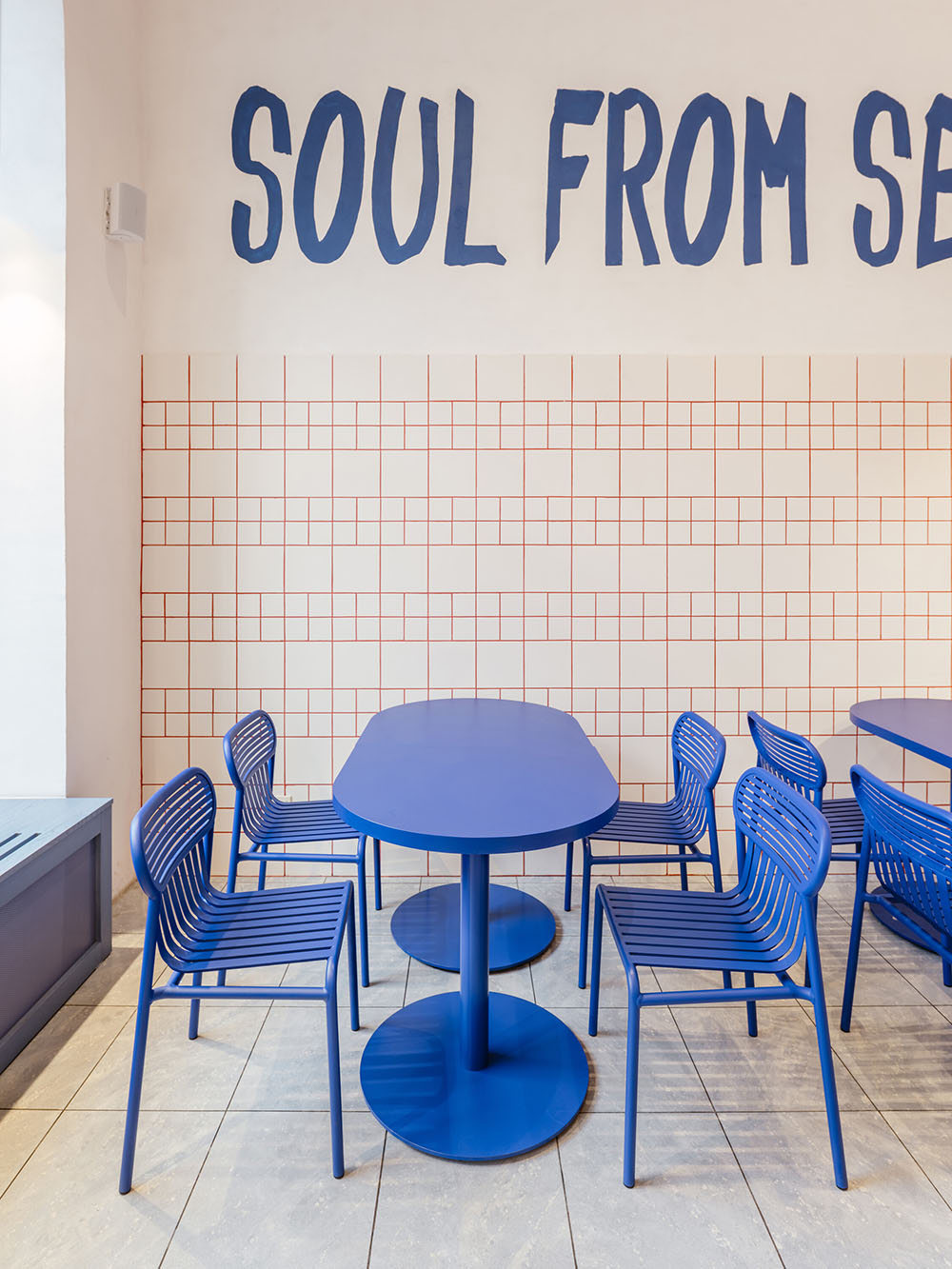 The Kimchi: restaurante coreano diseñado por SOA architekti