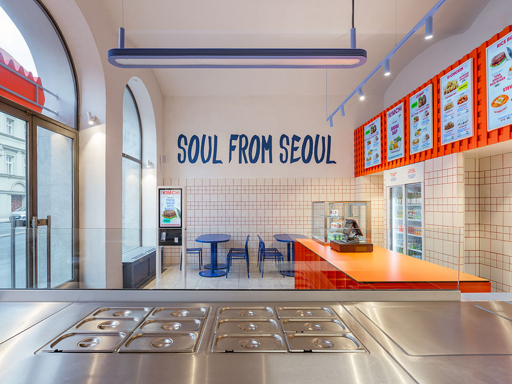 The Kimchi: restaurante coreano diseñado por SOA architekti