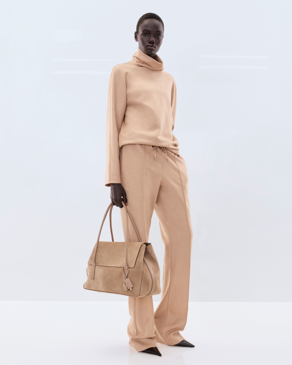 Tom Ford es más Tom Ford que nunca (y nos encanta)