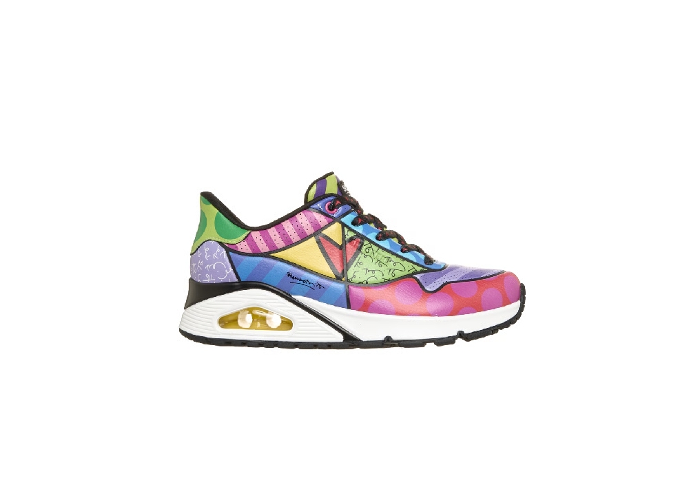 Romero Britto pinta con mucho color las mejores Skechers