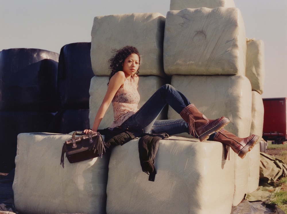 Dr. Martens reinventa sus míticas botas con estilo cowboy