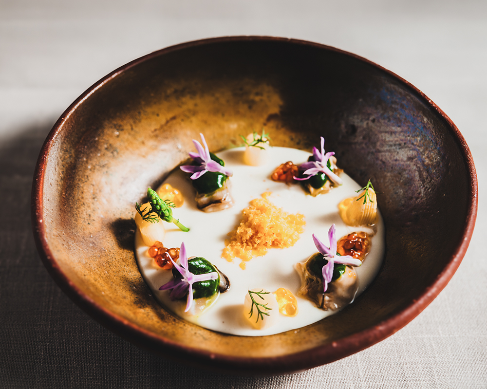 Ajo Blanco con berberechos