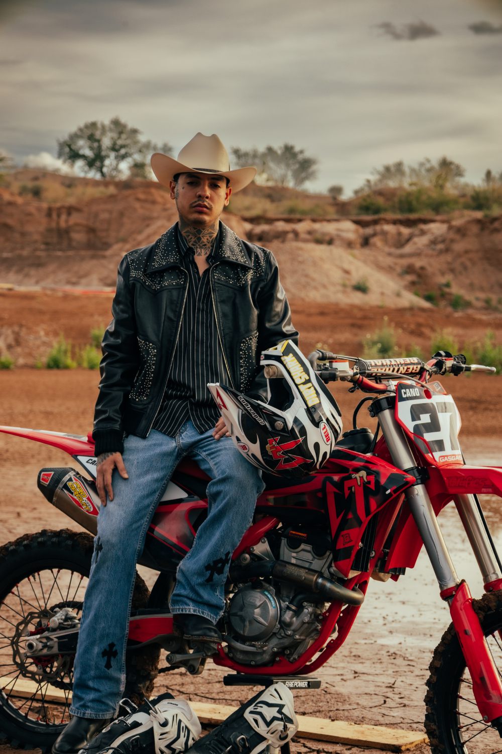 Natanael Cano vuelve a los corridos tumbados en su nuevo LP