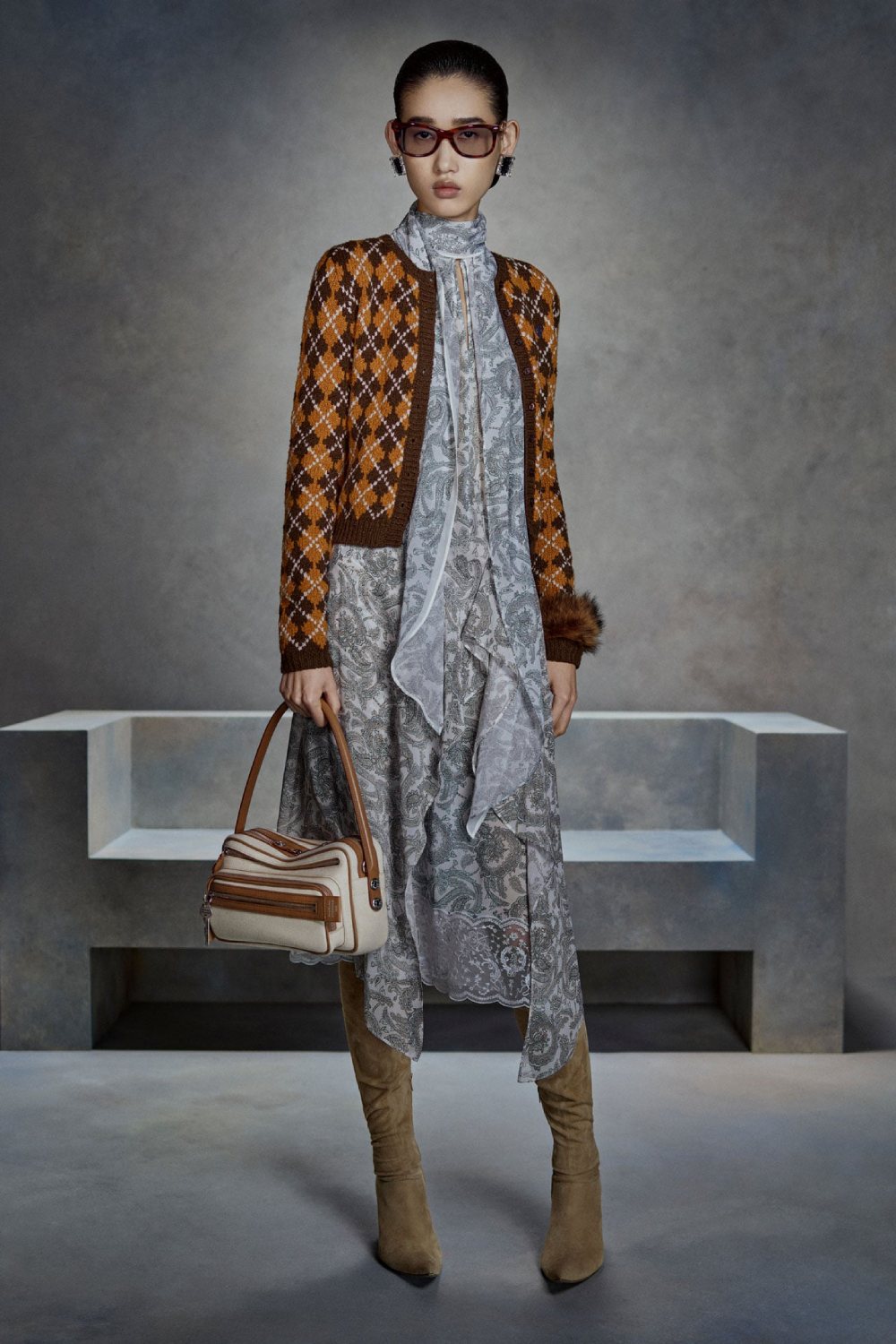 Acne Studios adelanta FW26 con estas dos cápsulas