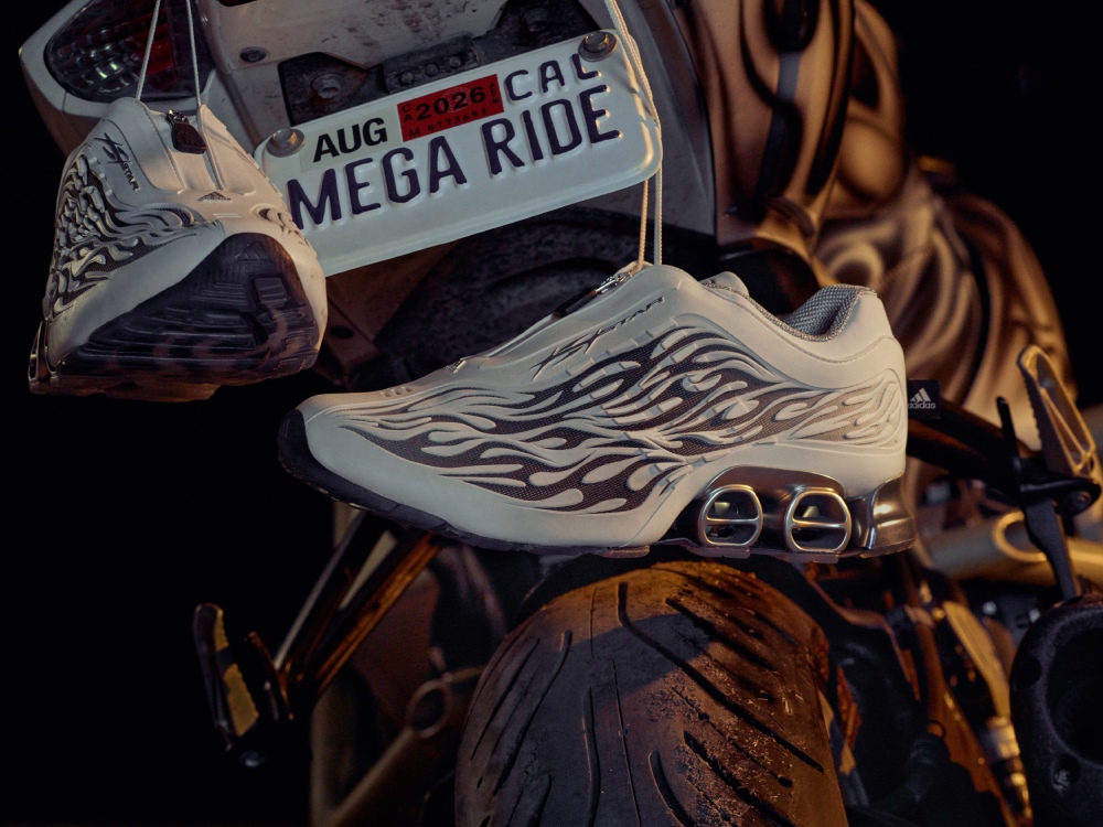 adidas y Hellstar le dan un look Y2K a las Megaride S2