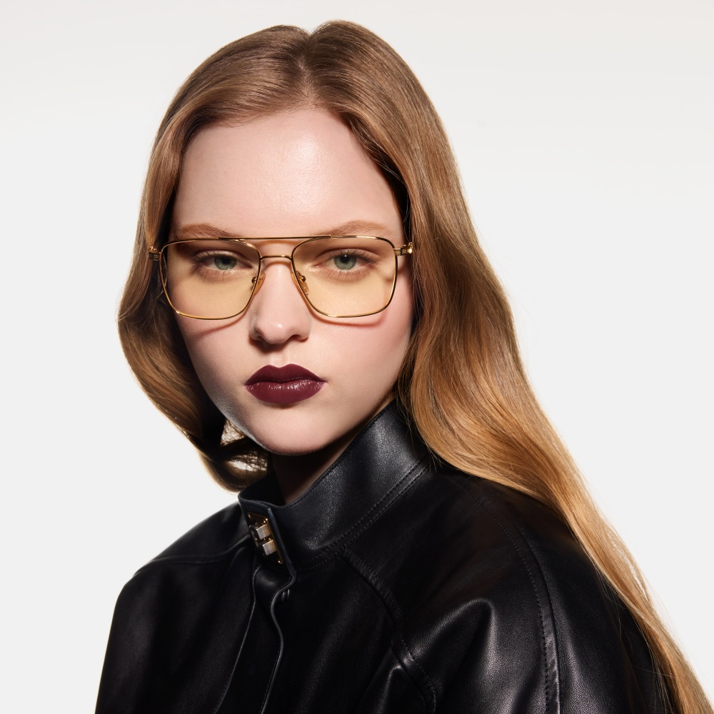 Louis Vuitton eleva su maquillaje con Nicolas Ghesquière