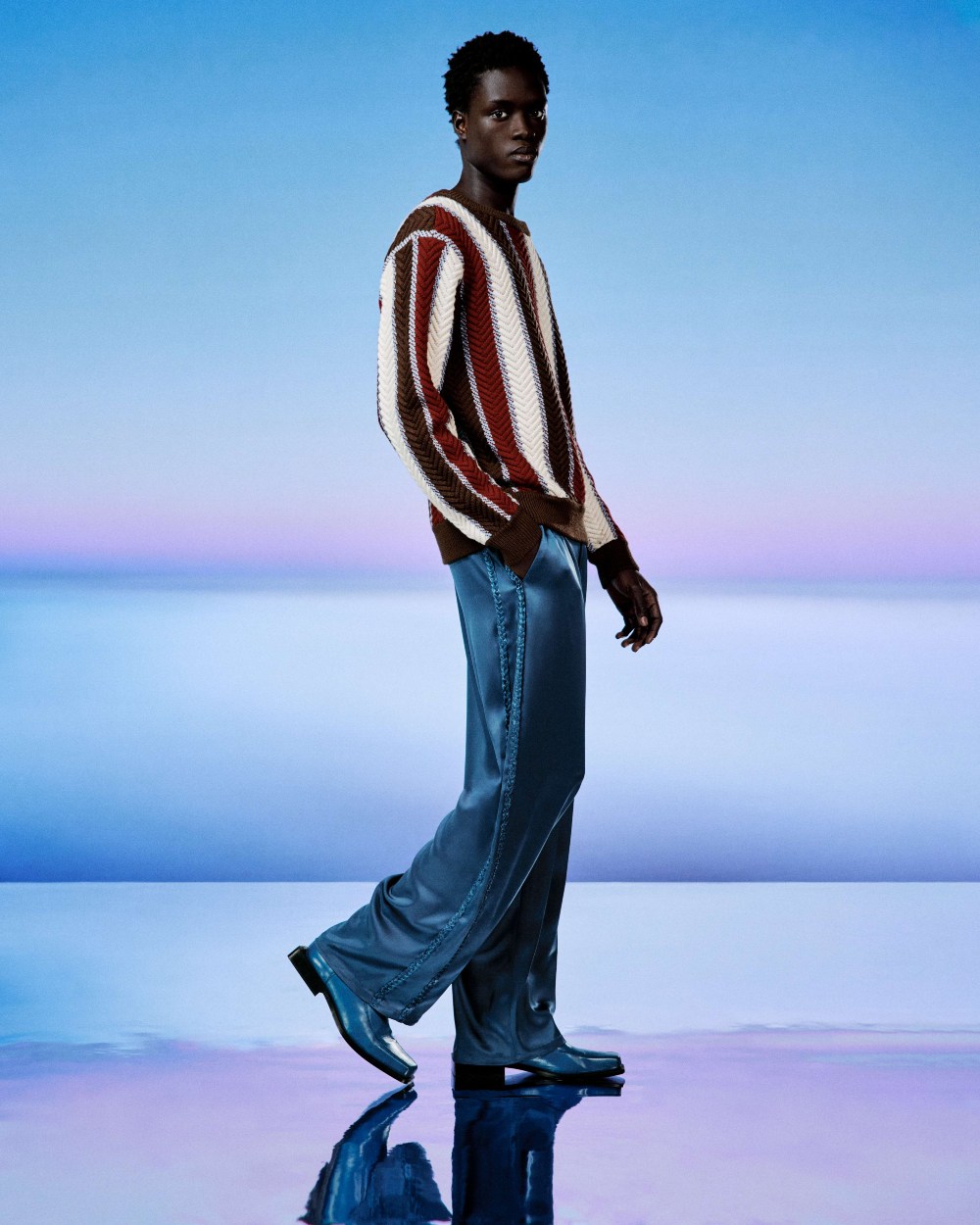 Ahluwalia AW26: las relaciones trenzadas con colores fríos