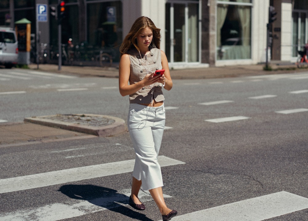 Brownie viaja a Copenhague para crear el look effortless