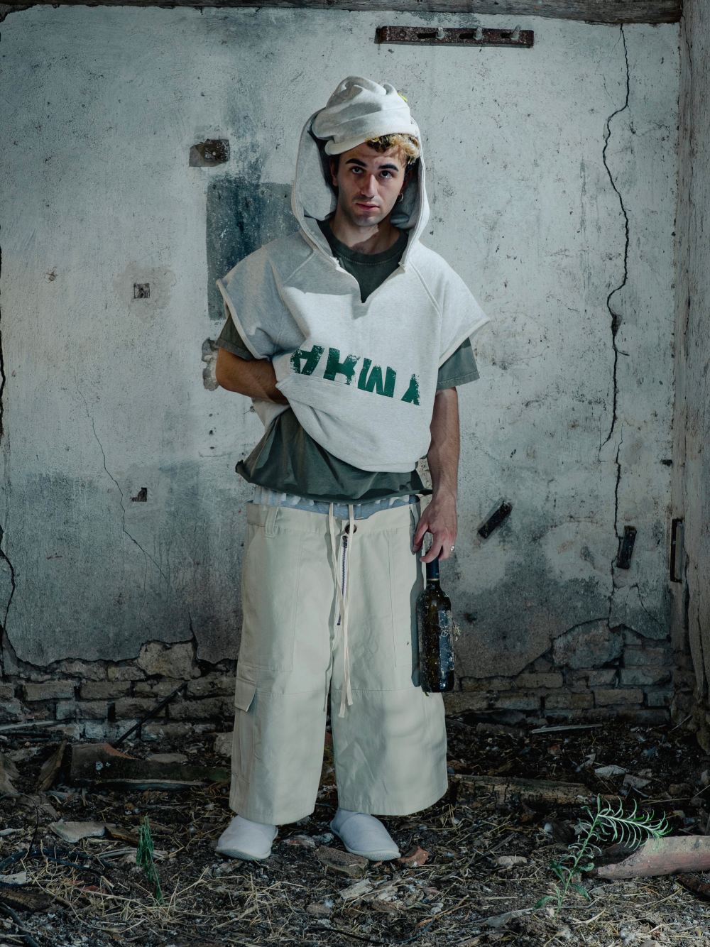 Days of War expande su arsenal militar y oversize
