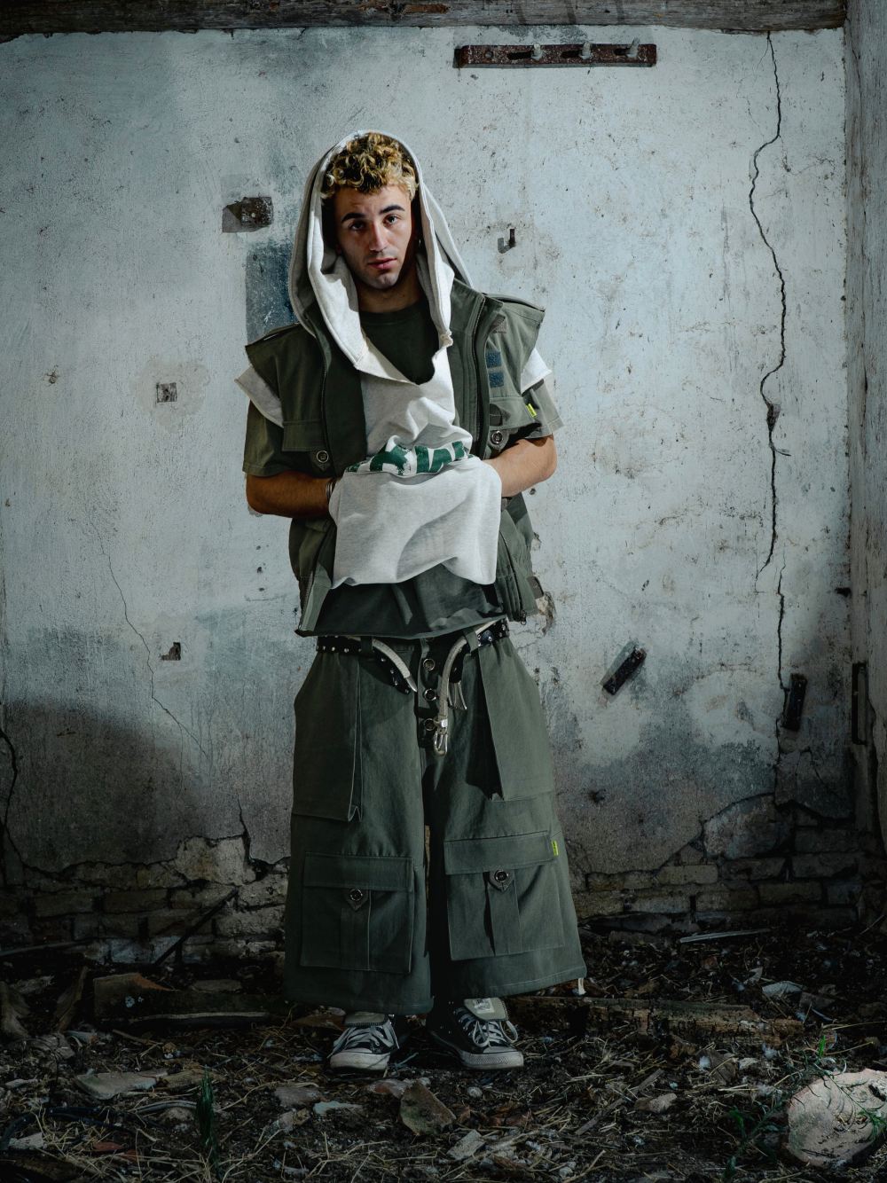 Days of War expande su arsenal militar y oversize