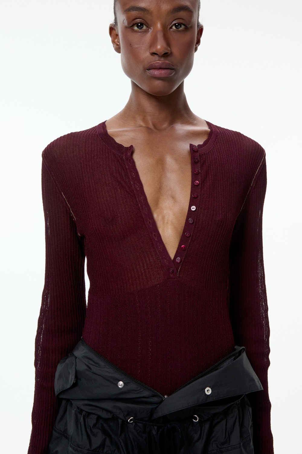 Eckhaus Latta nos sigue dando normcore elevado y minimal